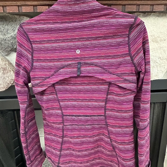 Lululemon Define Jacket - Picture 6 of 9